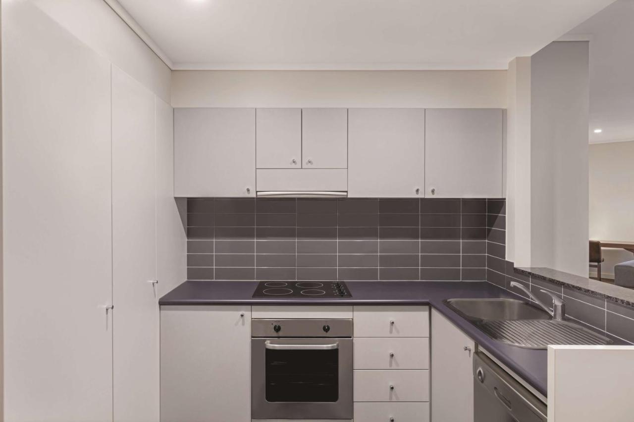 Adina Apartment Hotel Perth Barrack Plaza Exterior foto