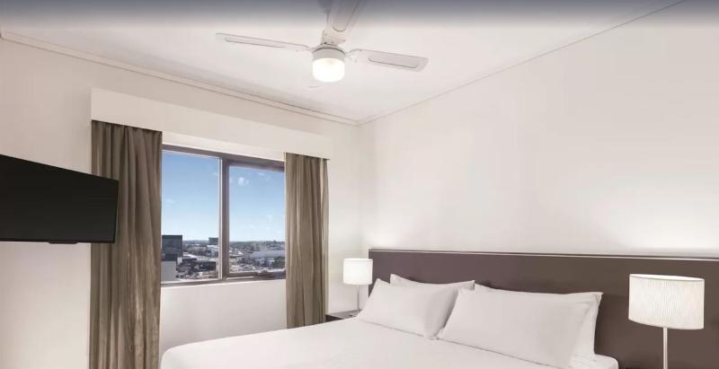 Adina Apartment Hotel Perth Barrack Plaza Exterior foto